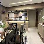 Luxury 3Bedroom Family Apartment