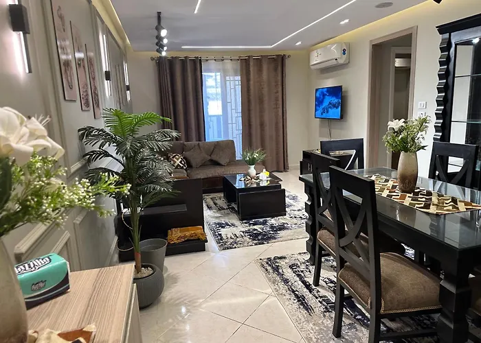 Luxury 3Bedroom Family Apartment
